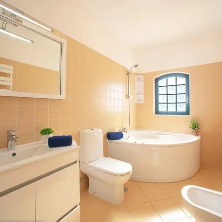 De Verao By Interhome Feriehus Ferreiras
